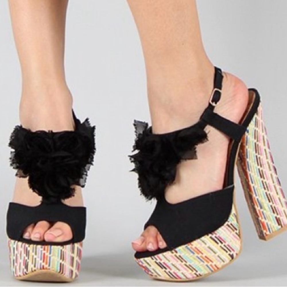 Ruffled Slingback Sandals with Multicolor Platform Heel size 8